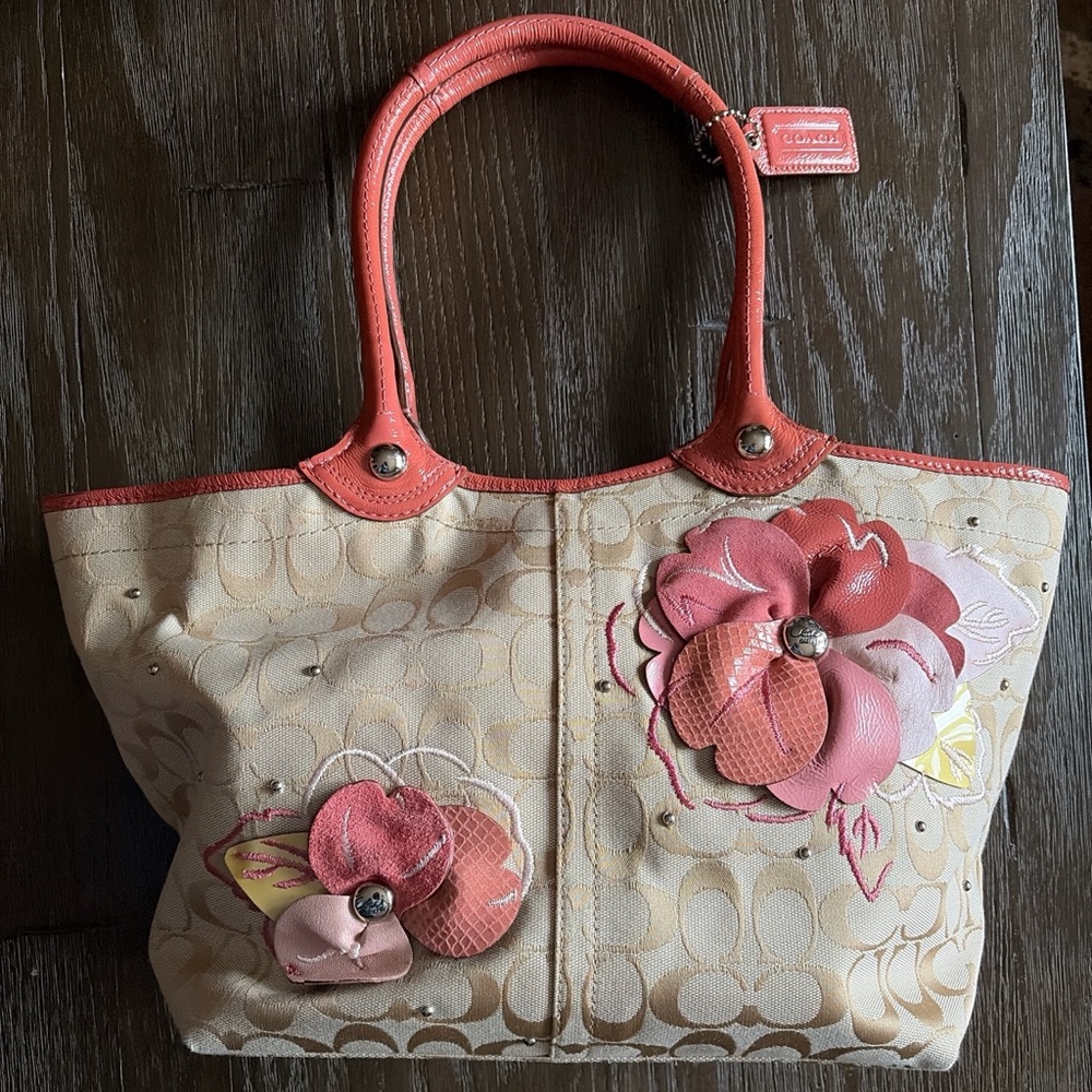 Coach Bleecker Signature Canvas Pink Floral Appliqué Tote & Canvas Wristlet - Picture 1 of 9